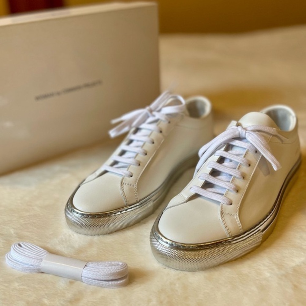 Rare NIB Common Projects Achilles Low White Leather with Silver Sole Sne…
